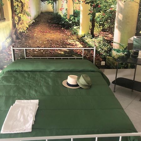バーリCasa Ninettaアパートメント エクステリア 写真